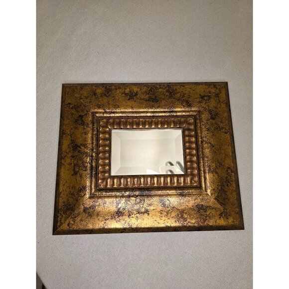 Antique Gold Textured Picture Frame With Ribbed Inner Design & Beveled Glass Ins - Picture 4 of 9